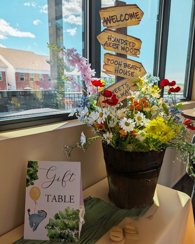 Kids party gift table decorations with flowers in Brooklyn event space